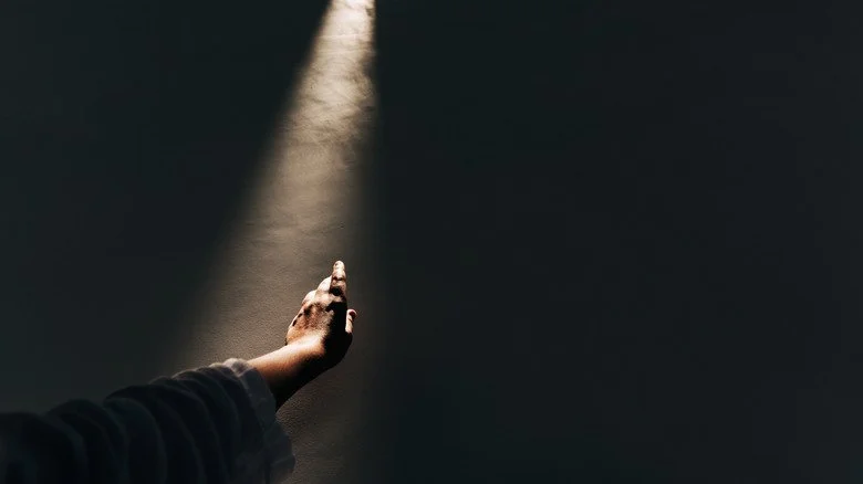 représentation artistique de Dieu comme lumière