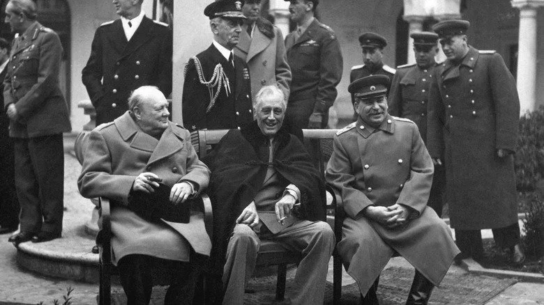 Conférence de Yalta avec Churchill, Roosevelt et Staline
