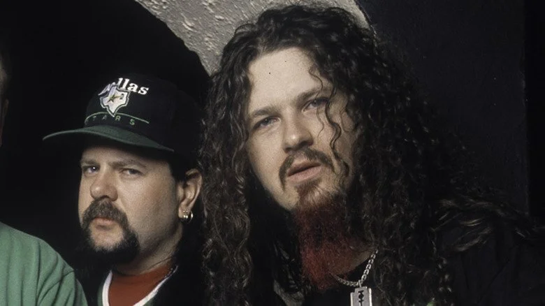 Vinnie Paul et Dimebag Darrell en backstage en 1993