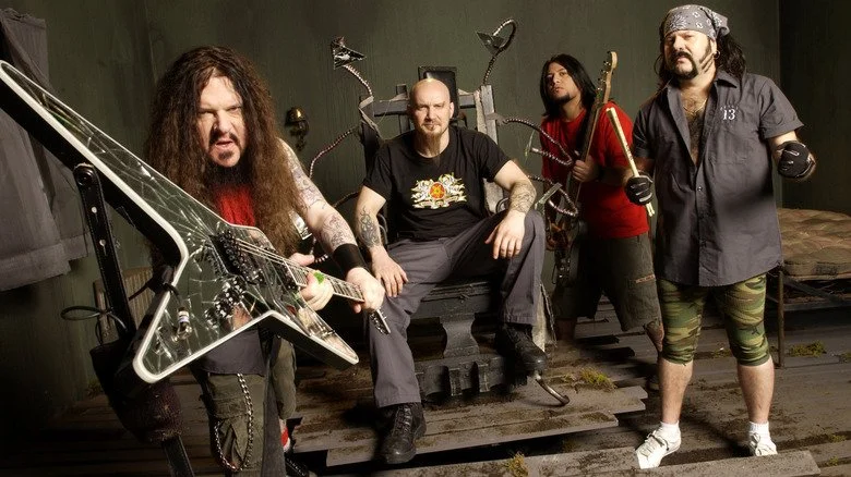 Damageplan posant pour une photo promotionnelle