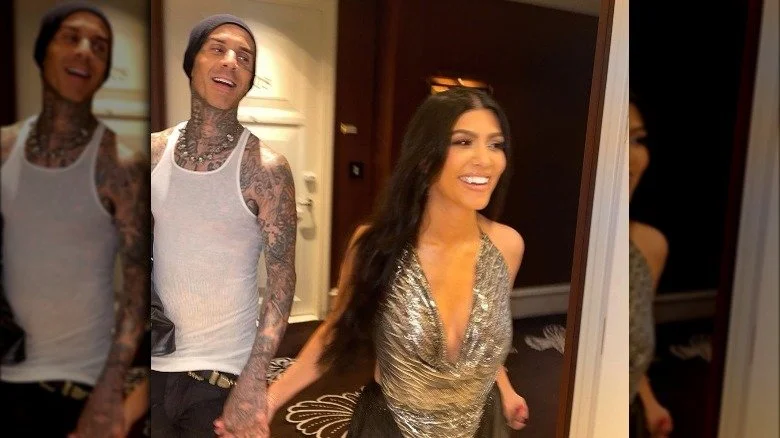 Travis Barker et Kourtney Kardashian riant