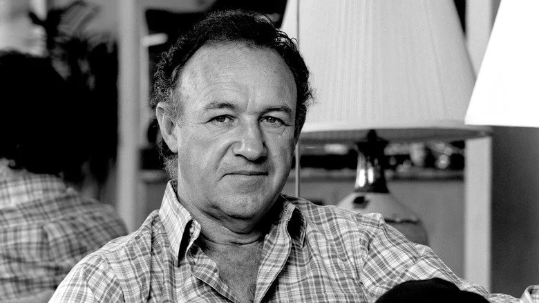 Gene Hackman dans sa chambre d'hôtel du Park Hyatt à Chicago, le 10 mai 1985