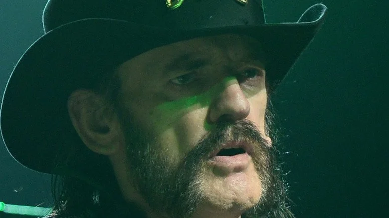 Lemmy Kilmister en pleine performance