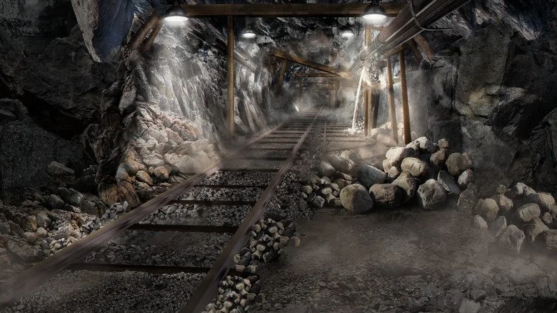 Galerie d’images d’un puits d’excavation souterrain par Alexander Izmaylov/Shutterstock