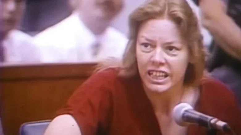 Aileen Wuornos en colère dans la salle d'audience