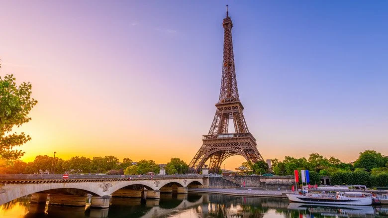 Tour Eiffel et Seine