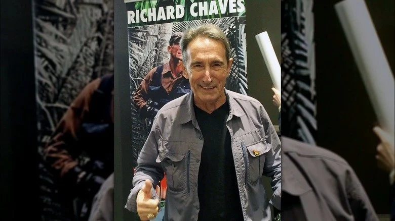 Richard Chaves giving a thumbs up at an event