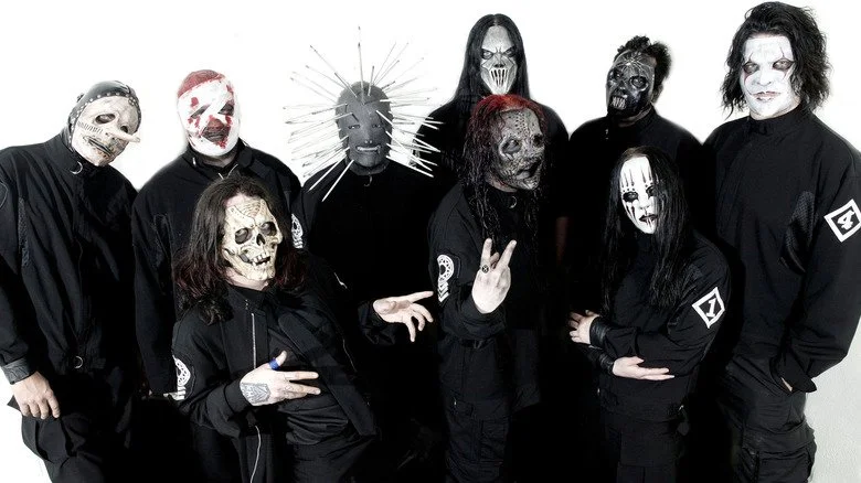 Slipknot posant pour une photo de publicité