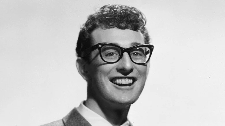 Buddy Holly souriant