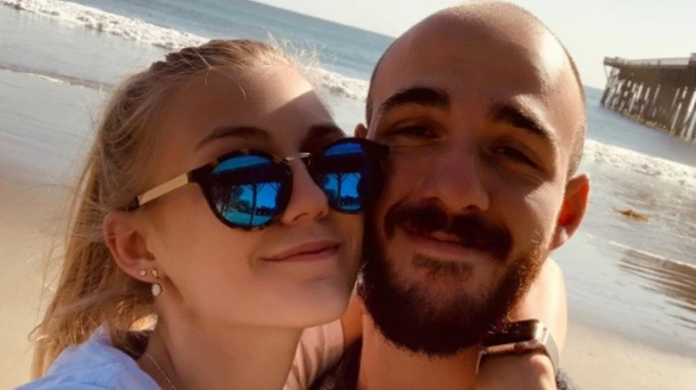 Gabby Petito et Brian Laundrie souriants