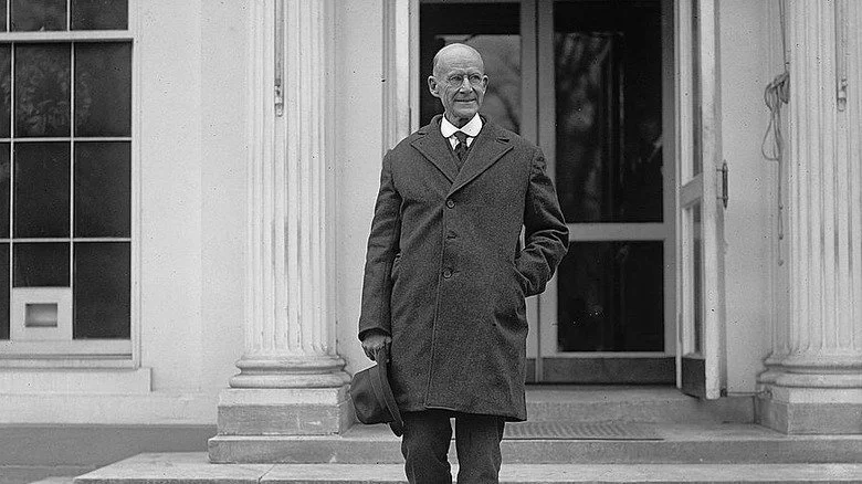 Eugene V. Debs quittant la Maison Blanche