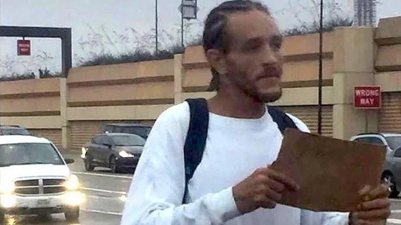 Delonte West prétendument en train de faire la manche