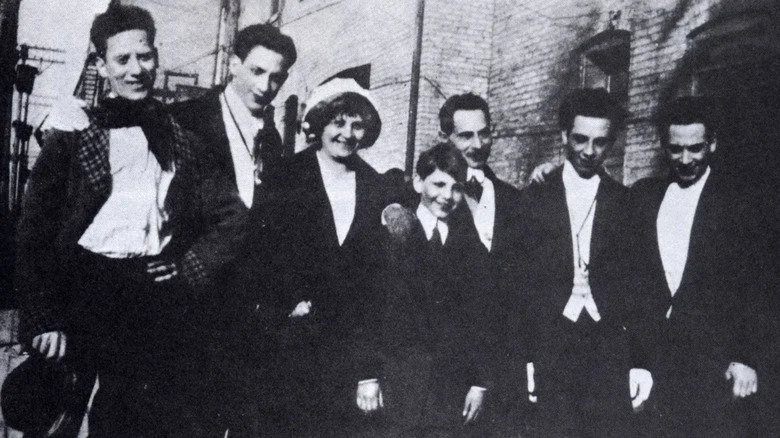 Les Marx Brothers et leurs parents