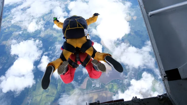 Tragédies au Lodi Parachute Center : un lieu à risques