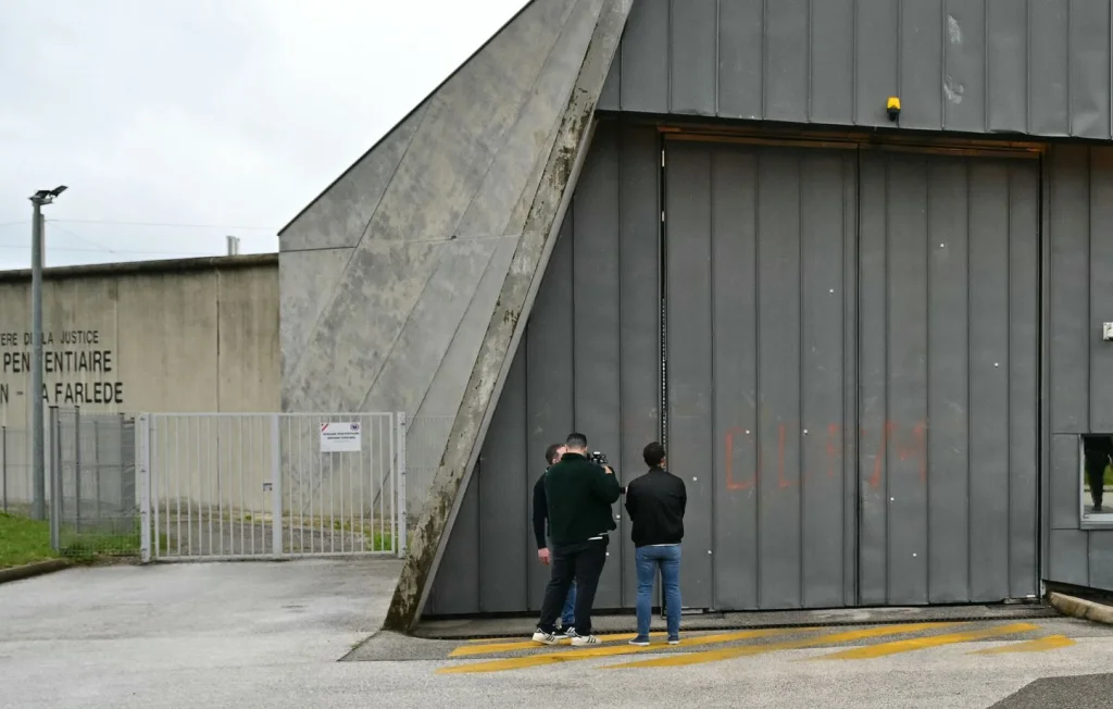 Attaques de prisons en France : l'ombre de l'ultra gauche