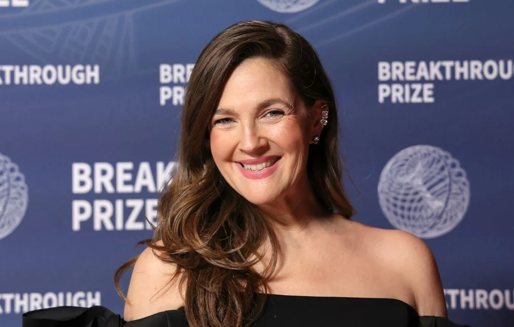 Drew Barrymore évoque la gentillesse de Val Kilmer sur Batman Forever