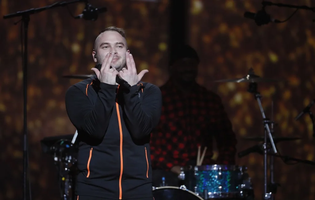 Fans déterminés : l'obsession de décrocher des billets de concert