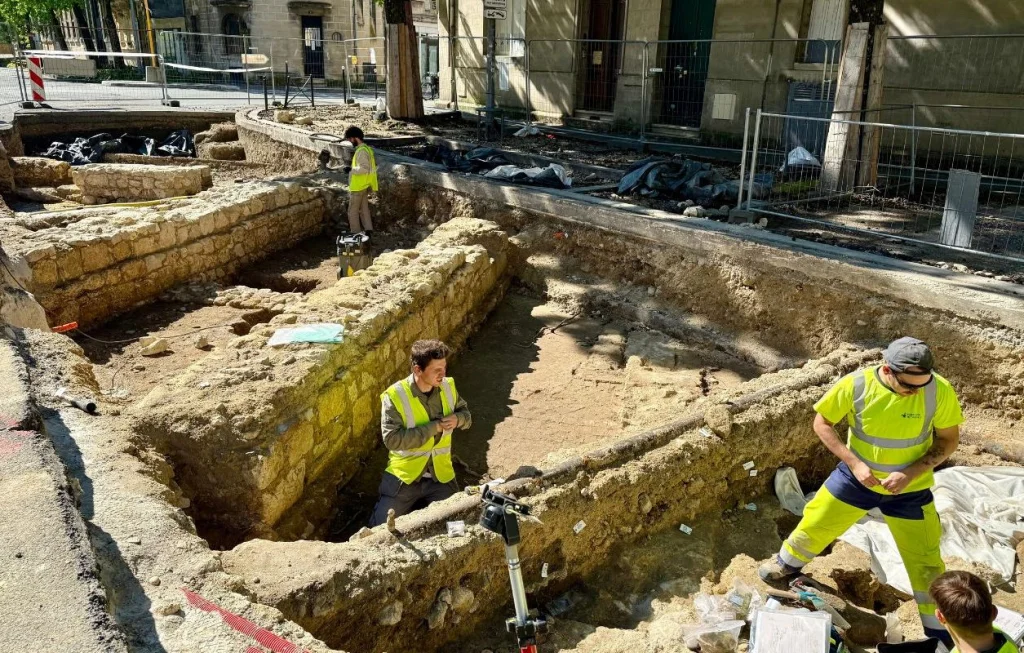 Fouilles archéologiques à Bordeaux : 50 sarcophages découverts