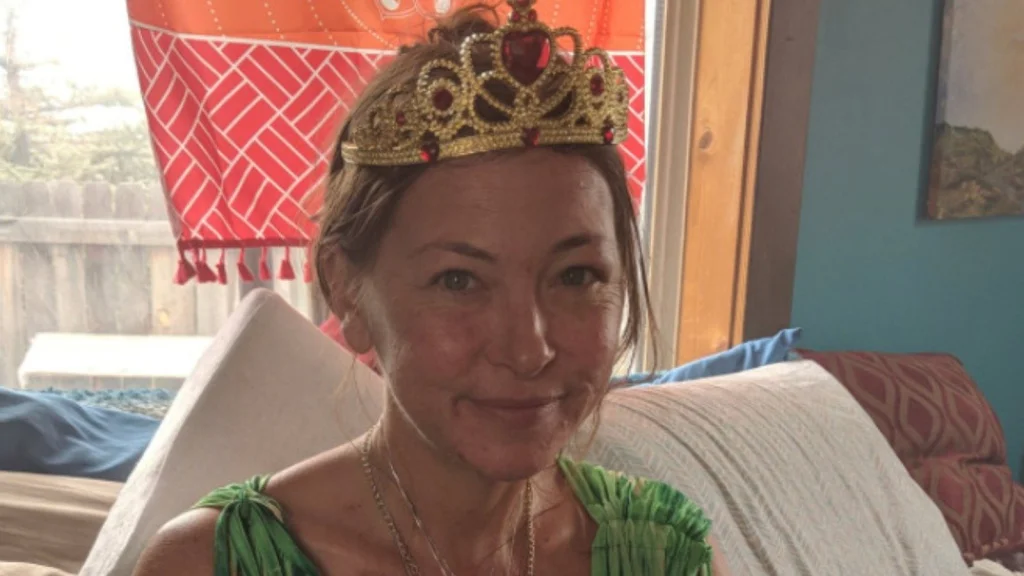 La Mort Étrange de la Leader de la Culte Love Has Won