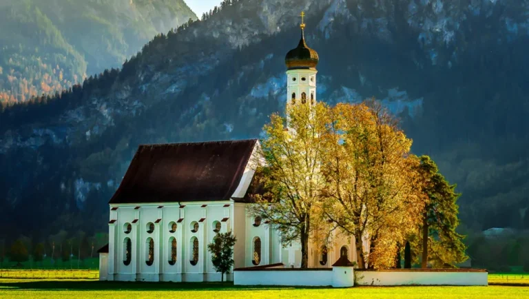 La Puissance Inégalée de l&rsquo;Église Catholique
