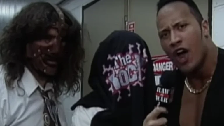 La Rock &lsquo;N Sock Connection: L&rsquo;Alliance Mythique de la WWE
