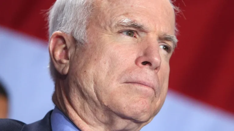 La vérité sur Ross Perot et John McCain