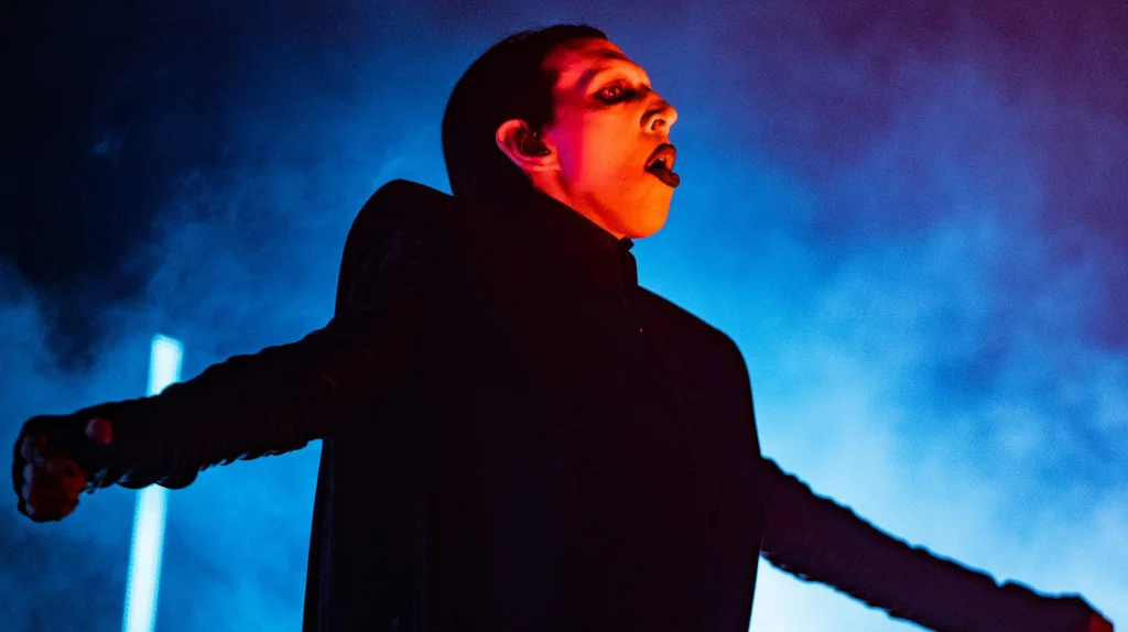 Les anciens partenaires de Marilyn Manson témoignent sur lui