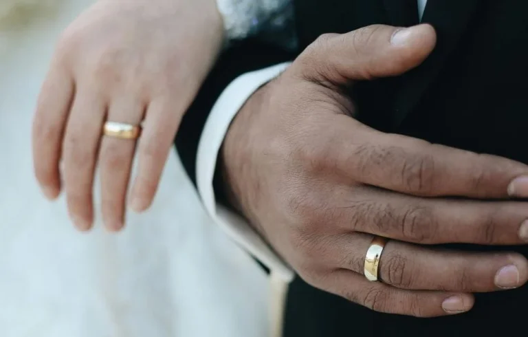 Mariage Controversé en Saône-et-Loire : Danielle et Fadi S&rsquo;unissent