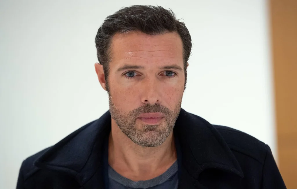 Nicolas Bedos : son livre sur le viol et ses blessures intimes