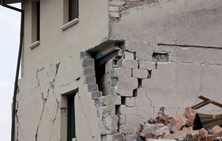 Orne : Une Maison S&rsquo;effondre, L&rsquo;Assurance Refuse de Payer