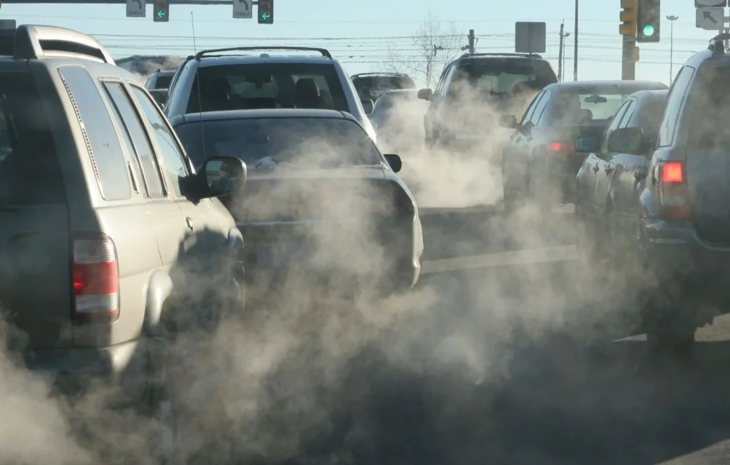 Zones à Faibles Émissions : Problèmes pour les Plus Précaires ?