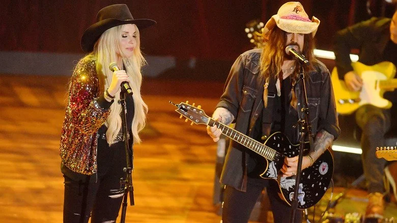 Firerose et Billy Ray Cyrus sur scène