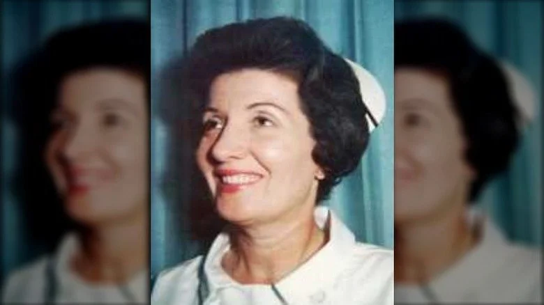 Bonnie Nettles souriante