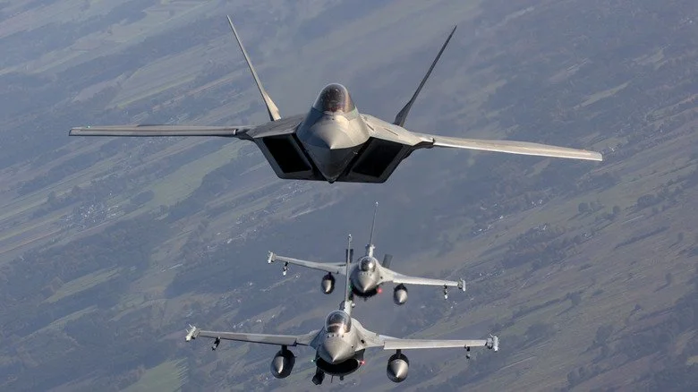 F-22s flying in formation