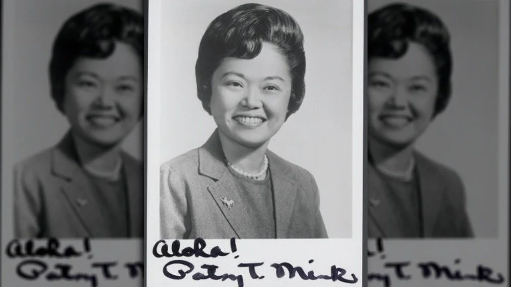 Portrait de Patsy Mink avec une note manuscrite