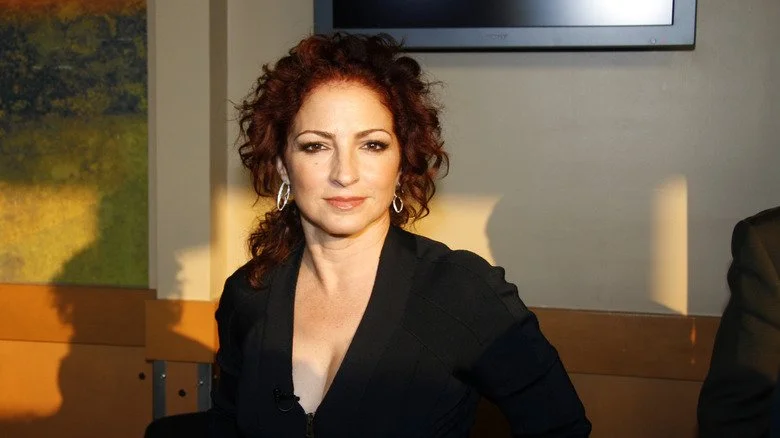 Gloria Estefan struck by sunlight