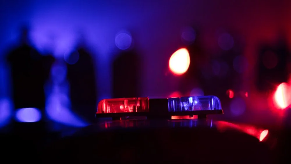 Les gyrophares d'une voiture de police