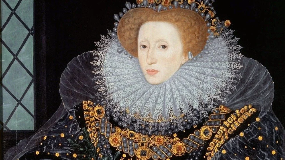 Elizabeth I in all her royal finery