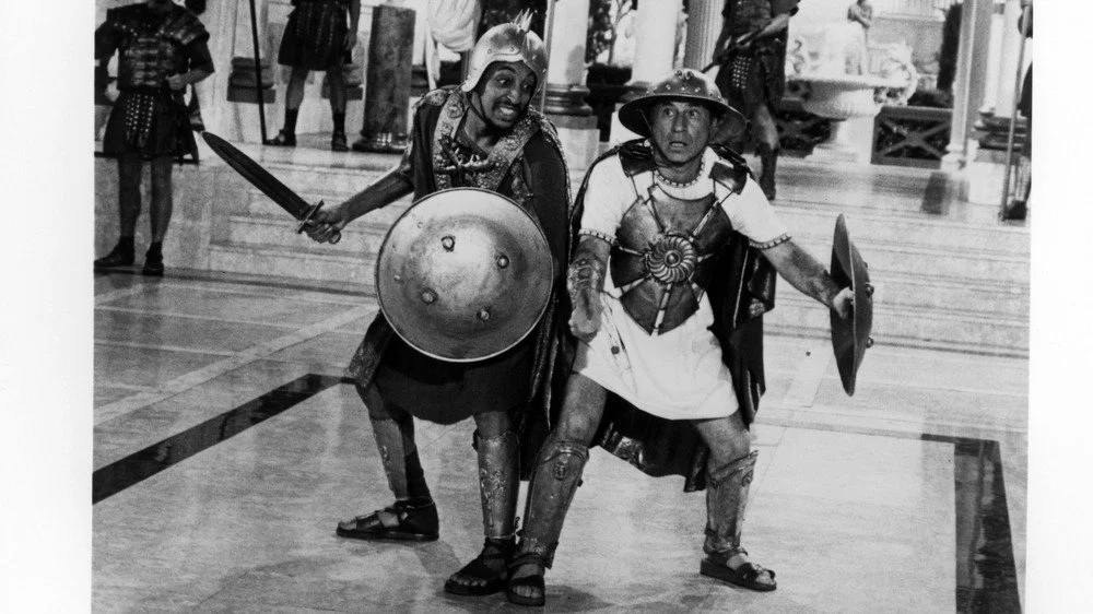 Mel Brooks en armure de costume