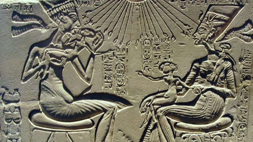 Akhenaten, Néfertiti et leurs enfants