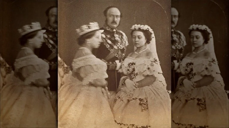 Reine Victoria, Albert et la Princesse Victoria en robe de mariée