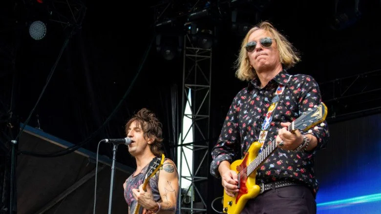 Peter Buck en live