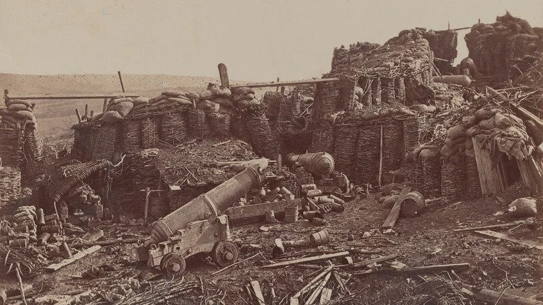 Batterie d’artillerie durant la guerre de Crimée par Heritage Images/Getty Images