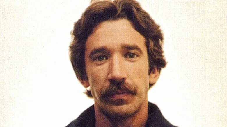 Tim Allen triste en photo d'identité