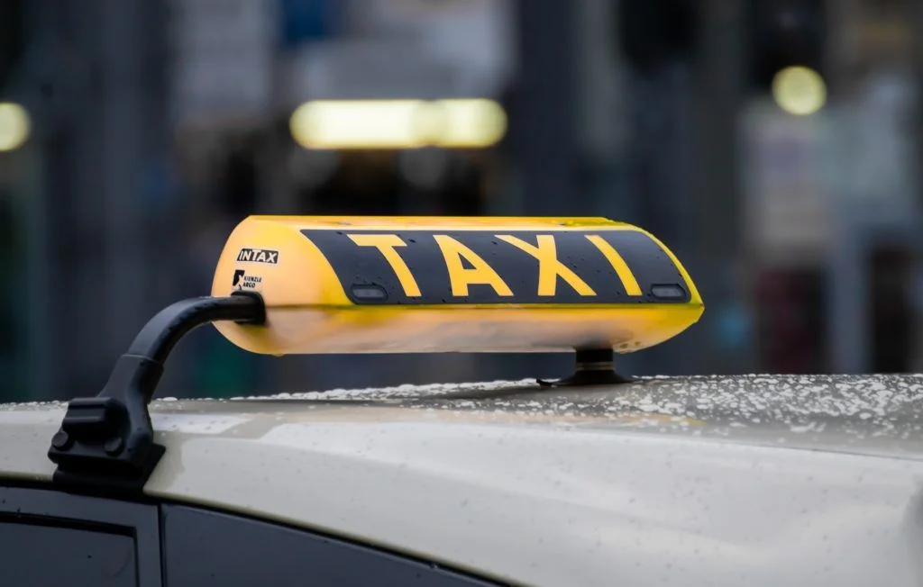 Accouchement en pleine rue : taxi refuse de conduire à l'hôpital