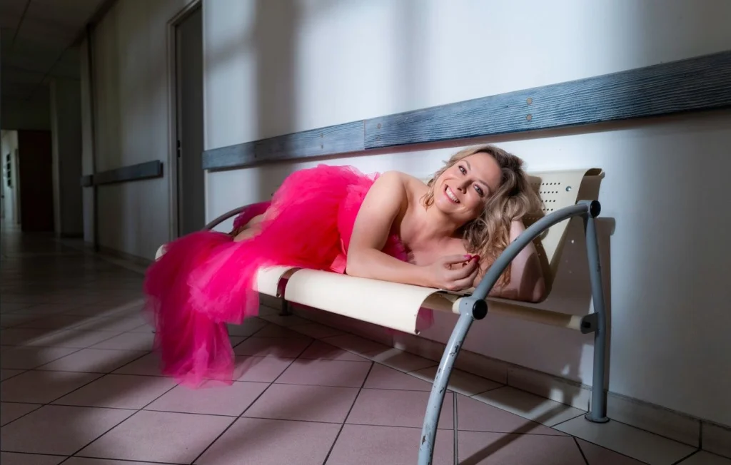 Constance se confie sur sa dépression dans un documentaire poignant