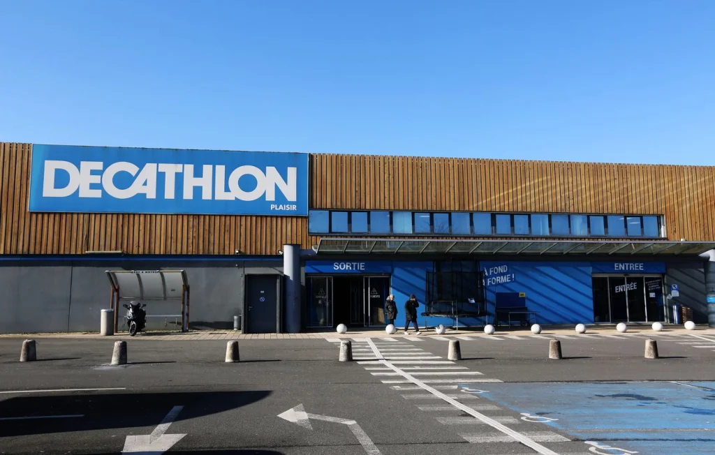 Decathlon Échirolles stoppe la vente de poissons pour pêche au vif
