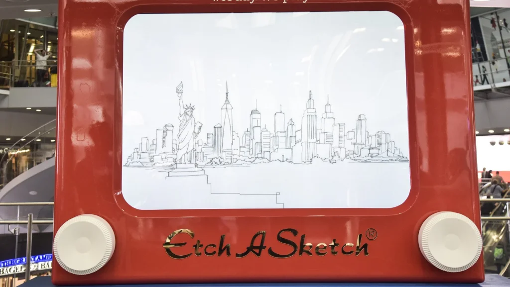 Découvrez le fonctionnement de l'Etch A Sketch en 3 étapes