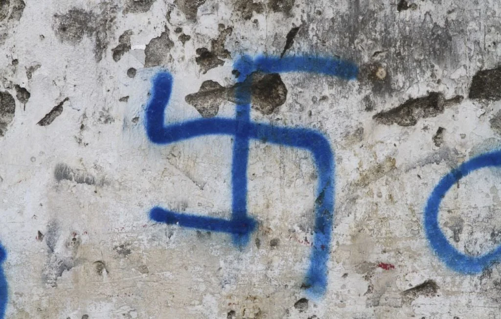 Des croix gammées provoquent l'indignation à Strasbourg