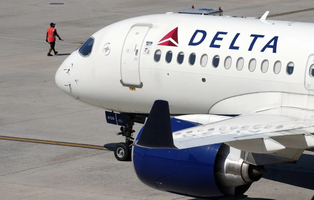 Incident surréaliste : Deux pigeons perturbent un vol Delta Airlines